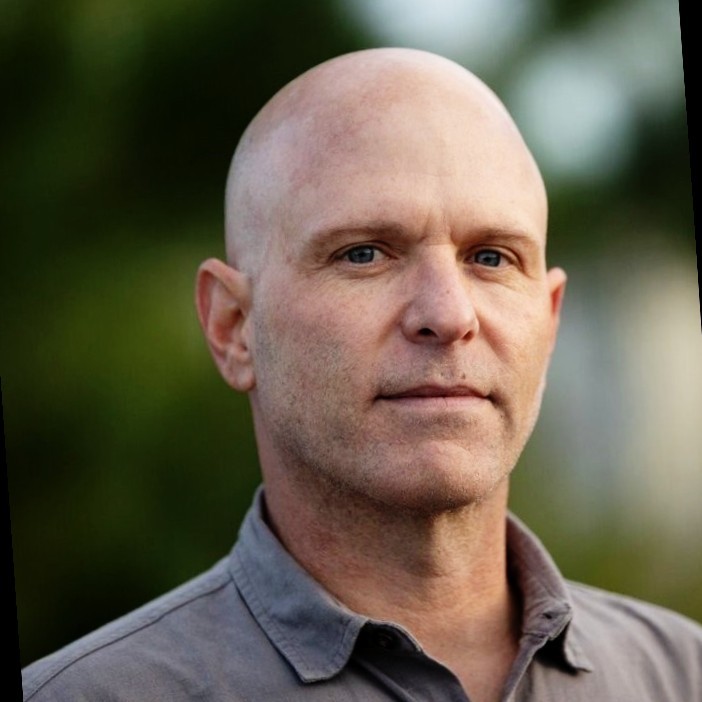Jason Dearen portrait