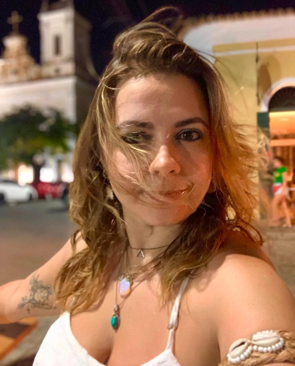 Julianna Granjeia JuliannaGranjeia