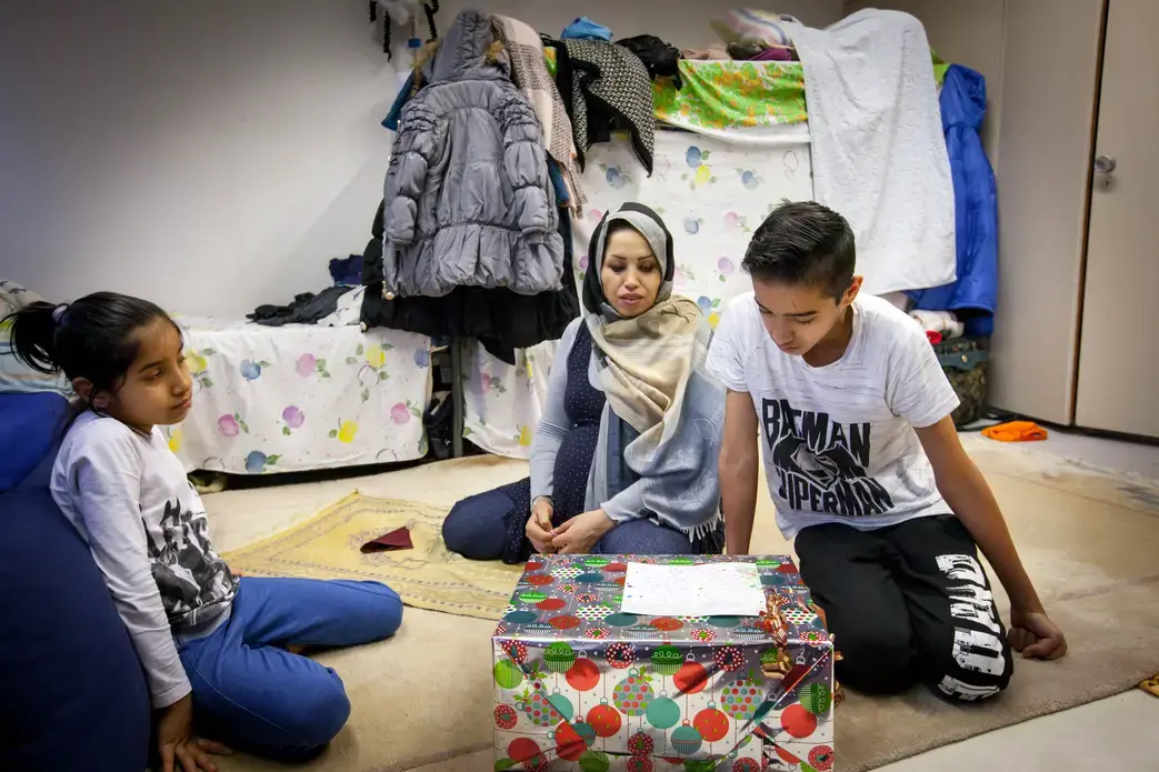 Christmas Day. Image by Diana Markosian. Germany, 2017.