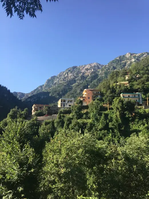 Qemmamine, a village in northern Lebanon. Image by Catherine Cartier. Lebanon, 2019.
