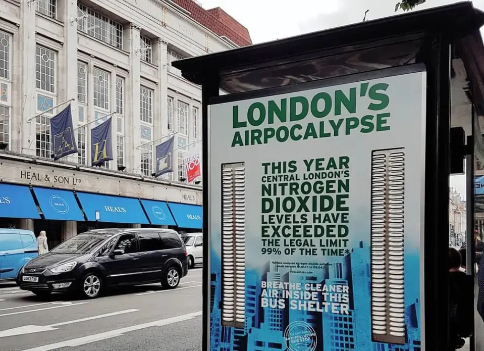 Warnings about air pollution are plastered across London in newspapers, billboards, and bus stops. Image by Rohan Naik. London, 2018.