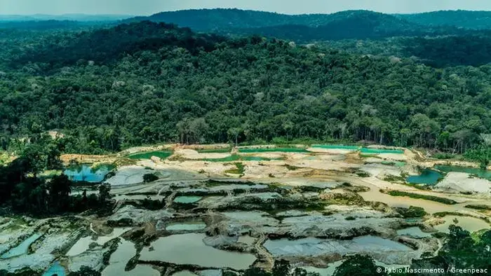 Flight over the state of Pará in 2019 registers illegal mining on Munduruku indigenous land. Image by Fabio Nascimento. Brazil, date unknown.