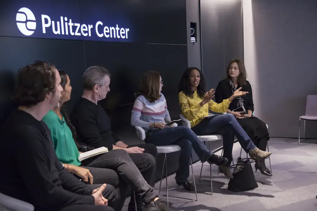 Panelists from left to right: photojournalist James Whitlow Delano, photojournalist Meghan Dhaliwal, American University professor Bill Gentile, Politico correspondent Nahal Toosi, multimedia journalist Melissa Noel, TIME for Kids executive editor Jaime Joyce. Image by Jin Ding. United States, 2018. 