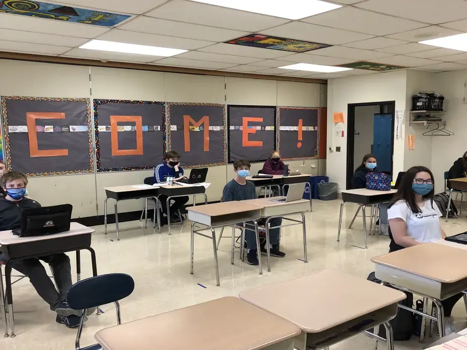 classroom_during_chalya_pudlewskis_unit_22reading_the_news-_media_research_and_debate22_.jpg