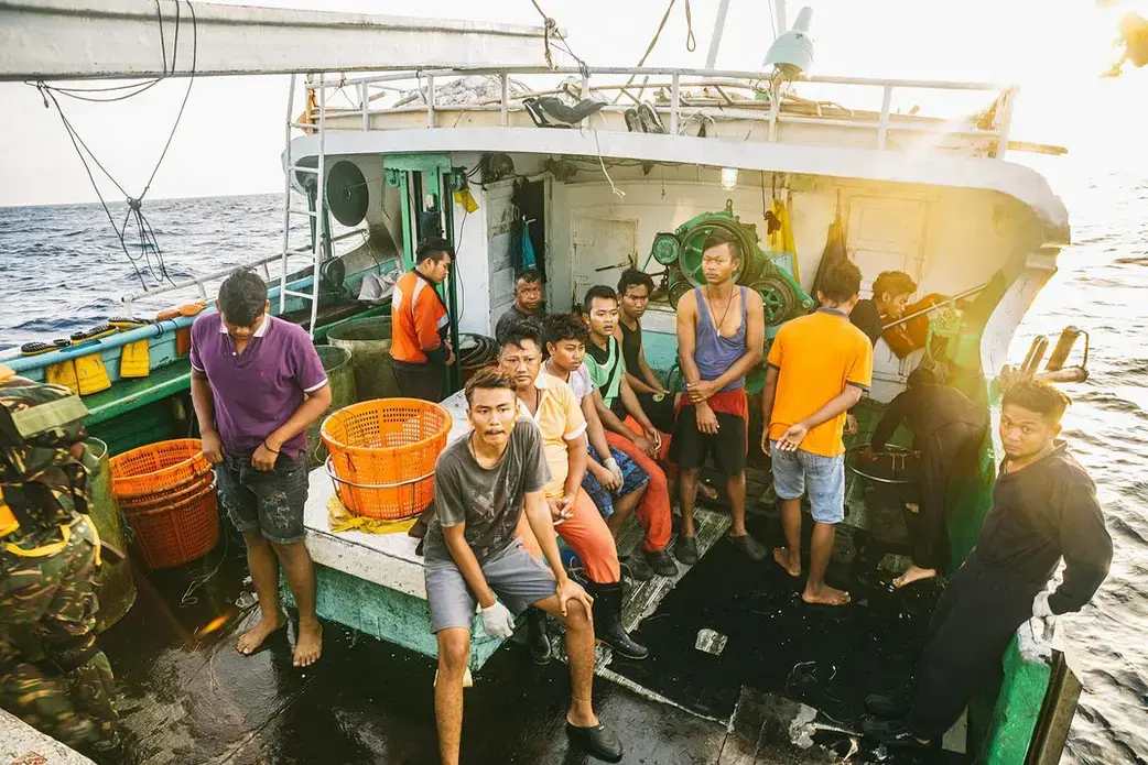 Inspection of Buah Naga 1. Image by Jax Oliver/Sea Shepherd. Tanzania, 2018.
