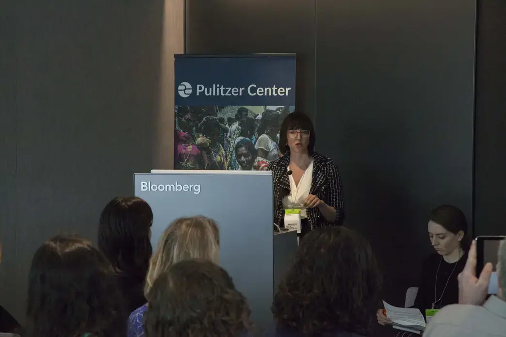 Pulitzer Center grantee Malia Politzer on 'How to Pitch a Global Story.' Image by Jin Ding. Washington, DC, 2017.