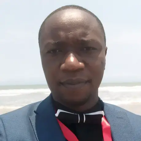 Alfred Ntumba.jpeg Alfred Ntumba headshot