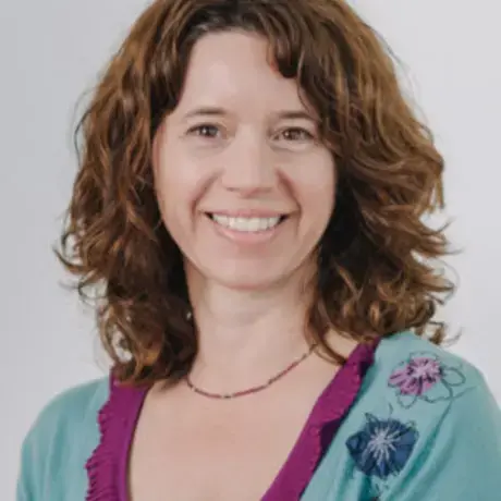 Sara Shipley Hiles headshot