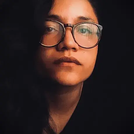 Nay_Jinknss.jpeg.jpg Naiara Jinknss de Castro headshot