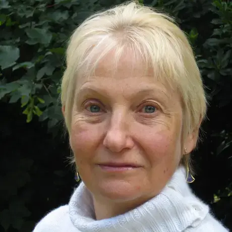 Sue Branford headshot