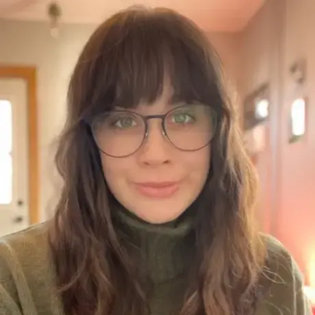 Laura Schulte Headshot