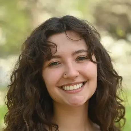 Sofi Zeman headshot