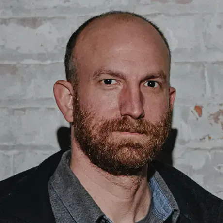 Luke Mogelson headshot