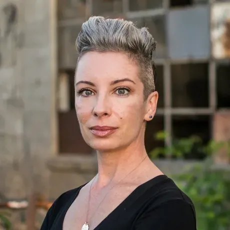Rachel Parsons headshot