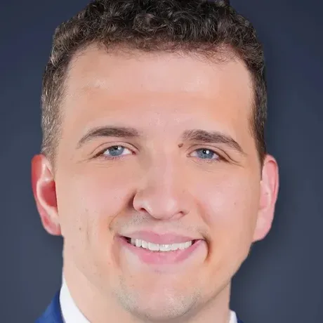 Eric Henrikson headshot