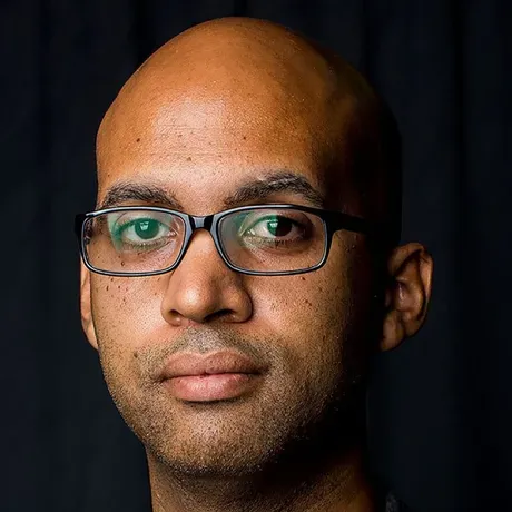Octavio Jones headshot