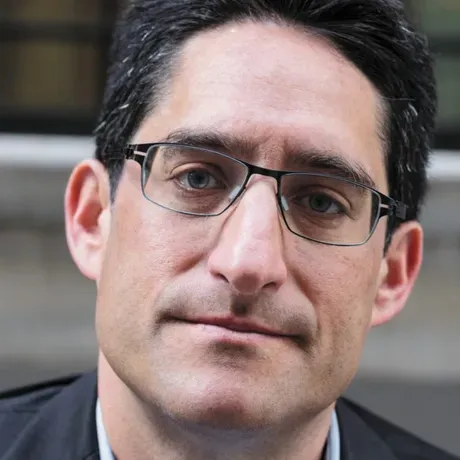 Aaron Glantz