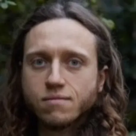 Fergus Thomas