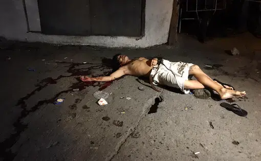 Thousands of people have been executed on the streets of the Philippines since President Rodrigo Duterte launched his all-out war on drugs. But shooting his way out of the problem is taking a heavy toll. Image by Jason Motlagh. Philippines, 2016.