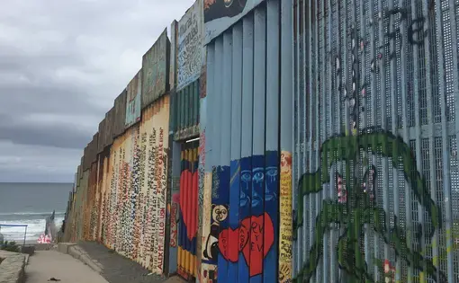 The border wall between Tijuana, Mexico, and San Diego, United States. United States, 2019. Image by Maria Ines Zamudio.