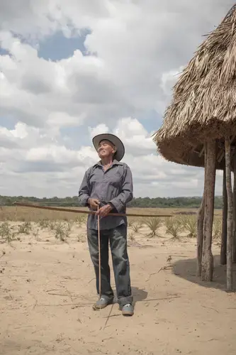 Javier González, a member of the Pemón community, at his conuco the Gran Sabana. Image by Fabiola Ferrero. Venezuela, 2020.