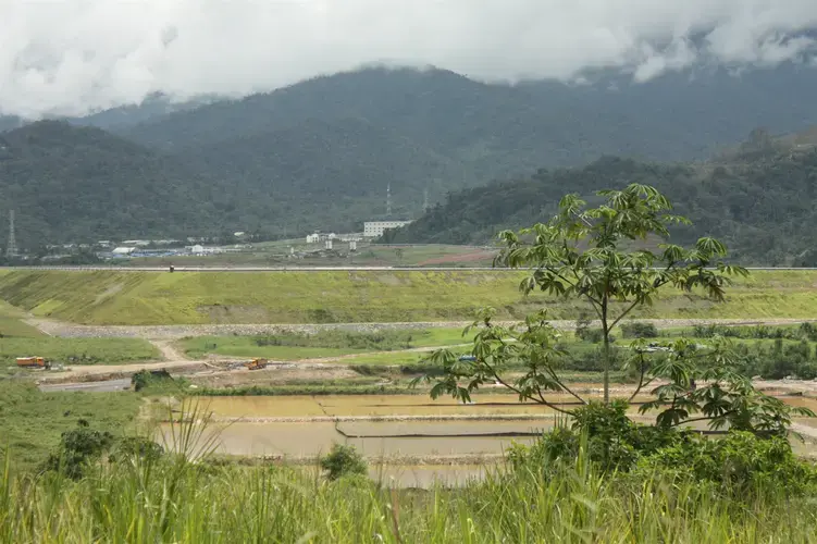 The Mirador mine in front of the Condor mountain range. Image by Andrés Bermúdez Liévano. Ecuador, 2019.<br />

