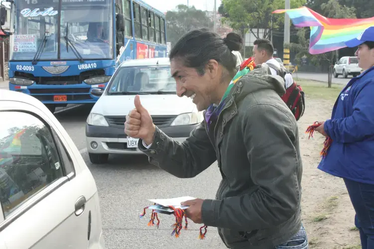 Yaku Sacha on the campaign trail. Image by Andrés Bermúdez Liévano. Ecuador, 2019.