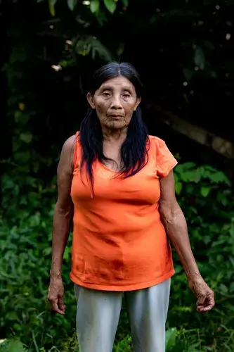 Katicá Karipuna, the matriarch of the Karipuna people, fears the tribe’s lands will be taken from them by force. Image by Sebastián Liste. Brazil, 2019.